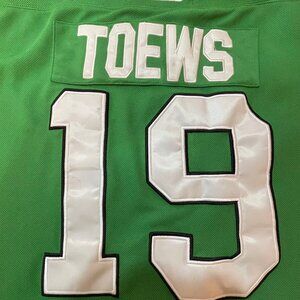 Authentic Jonathan Toews St. Patrick's Day Green Jersey – Chicago Blackhawks Spe